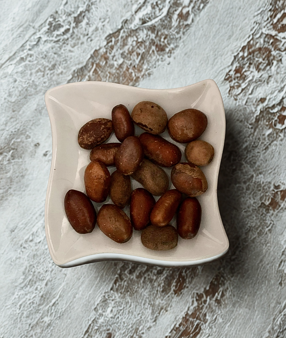 Whole Pebe Nuts